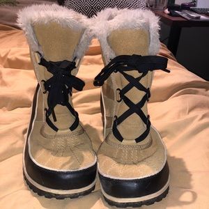 Sorel Tivoli li snow boot size 10
